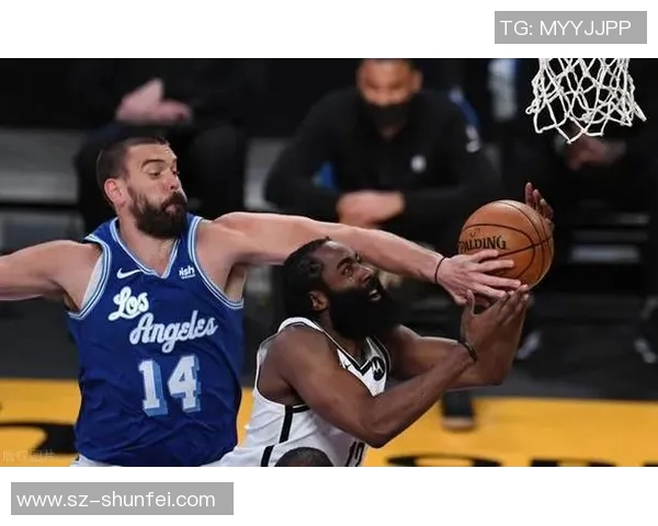 篮球比赛中的犯规现象分析及其对比赛结果的影响探讨