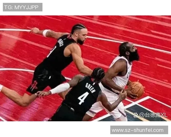 戴维斯与西蒙斯对决分析：谁能在NBA赛场上更胜一筹